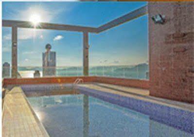 Ramada Harbour View 4*